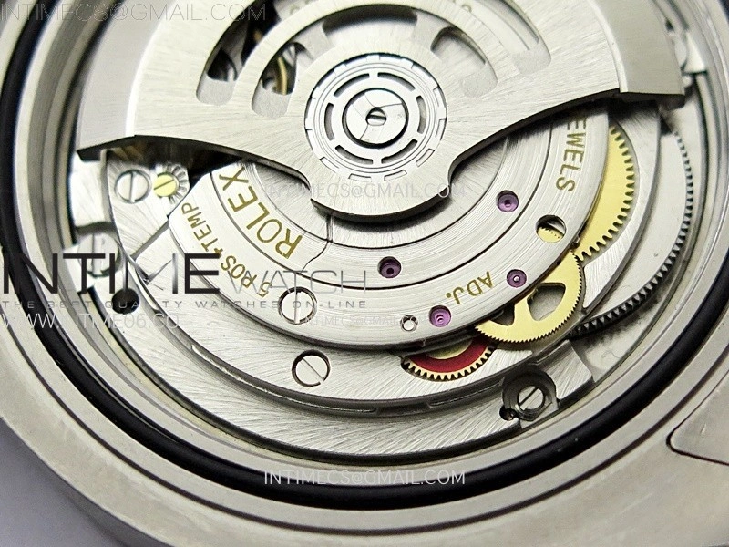 Yacht-Master 226627 Titanium EWE Best Edition Black Dial on Titanium Bracelet EW3235