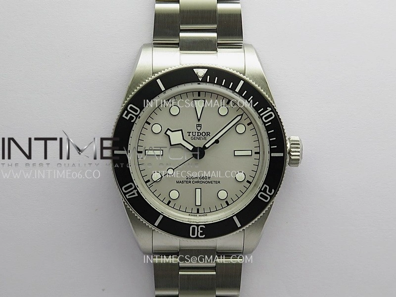 Heritage Black Bay M7943 43mm SS ZF 1:1 Best Edition Silver Dial On SS Bracelet A2824