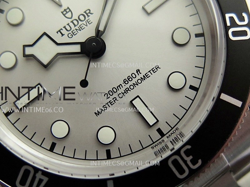 Heritage Black Bay M7943 43mm SS ZF 1:1 Best Edition Silver Dial On SS Bracelet A2824
