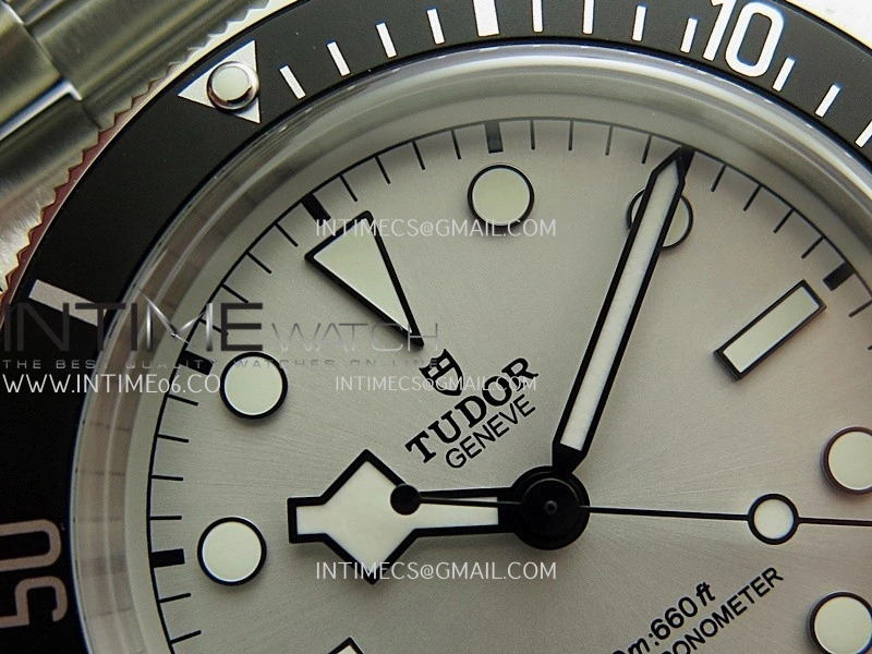 Heritage Black Bay M7943 43mm SS ZF 1:1 Best Edition Silver Dial On SS Bracelet A2824