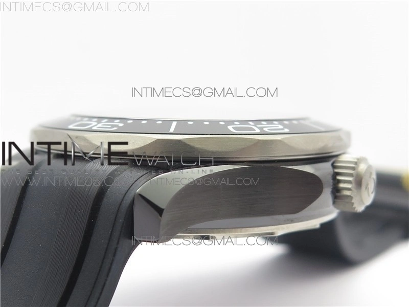 Seamaster Diver 300M Real Ceramic Case VSF 1:1 Best Edition on Black Rubber Strap A8806