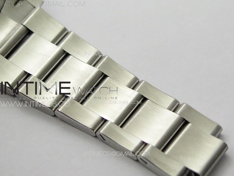 Oyster Perpetual 41mm 124300 904L Steel GMF 1:1 Best Edition Red Dial on SS Bracelet VR3230 V2