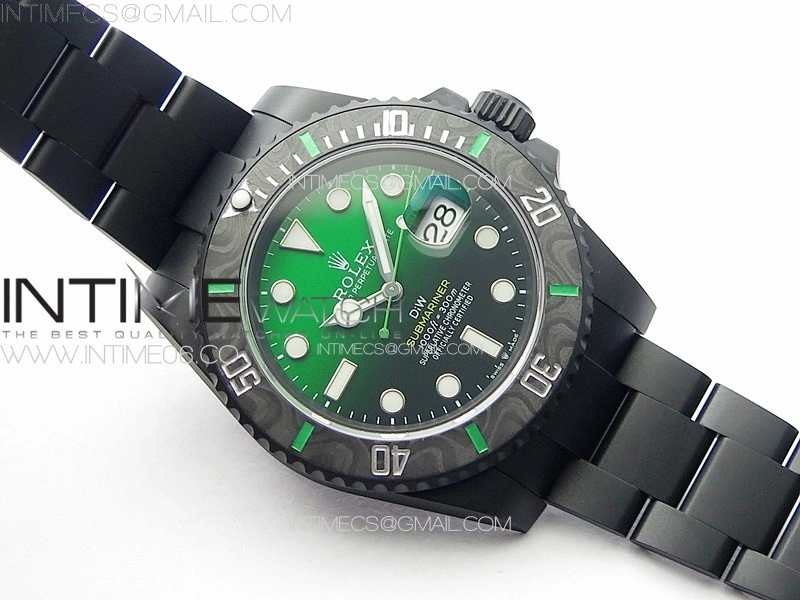 Submariner DIW Carbon Bezel VSF 1:1 Best Edition Green Dial on DLC Bracelet VS3135