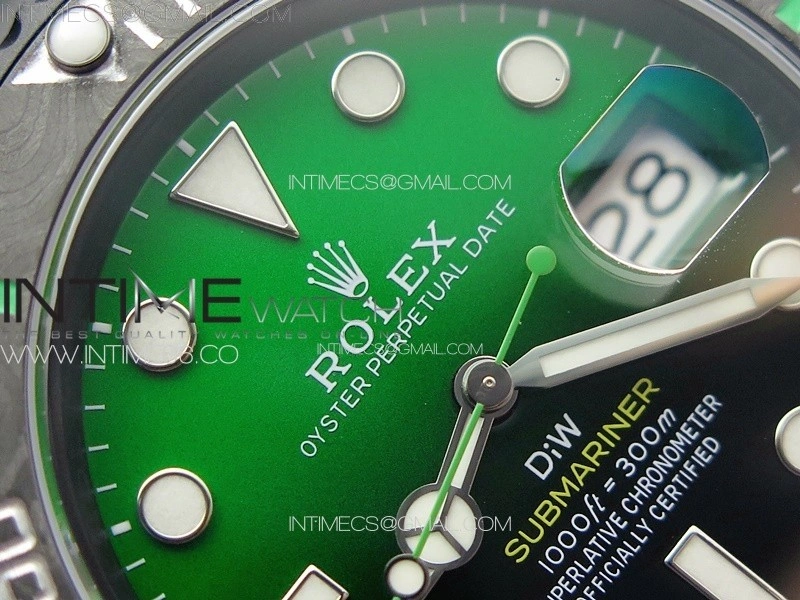 Submariner DIW Carbon Bezel VSF 1:1 Best Edition Green Dial on DLC Bracelet VS3135