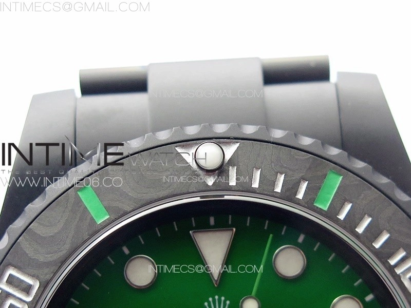 Submariner DIW Carbon Bezel VSF 1:1 Best Edition Green Dial on DLC Bracelet VS3135