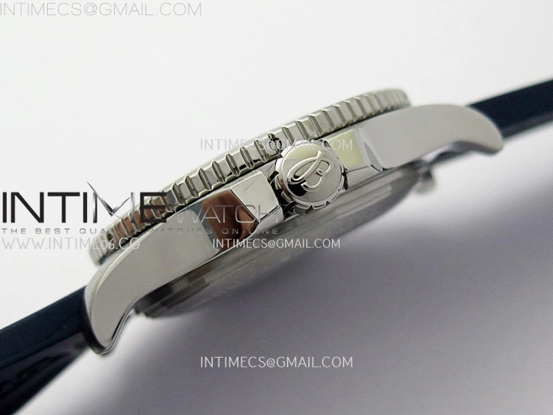 SuperOcean Automatic 46mm TF 1:1 Best Edition Blue Dial on Blue Rubber Strap A2824