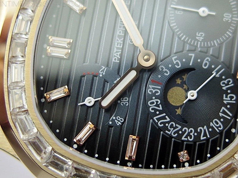 Nautilus 5724R RG T Crystals 3EF Best Edition Blue Dial on Brown Leather Strap A240