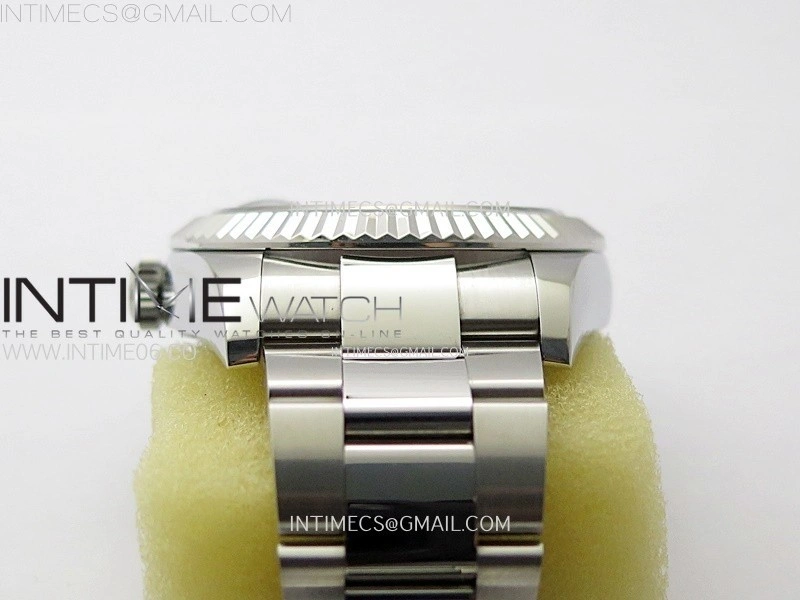 Sky-Dweller 326934 904L SS ZF 1:1 Best Edition White Dial on SS Bracelet Asian 2824