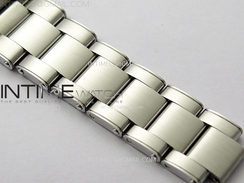 Heritage Black Bay M79000N 37mm SS ZF 1:1 Best Edition Black Dial Black Bezel on SS Bracelet A2824