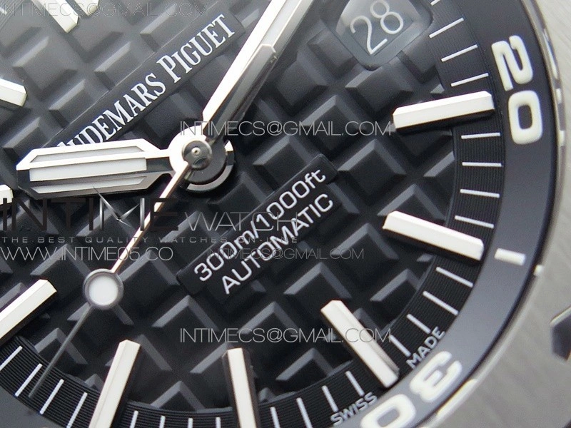 Royal Oak Offshore Diver 15710 ZF 1:1 Best Edition Black Dial on Black Rubber Strap