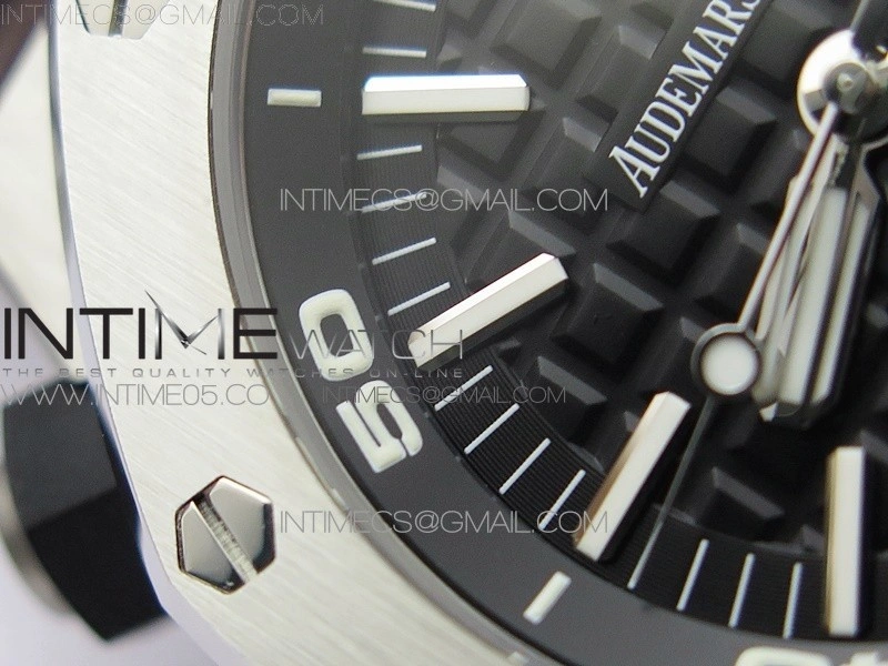 Royal Oak Offshore Diver 15710 ZF 1:1 Best Edition Black Dial on Black Rubber Strap