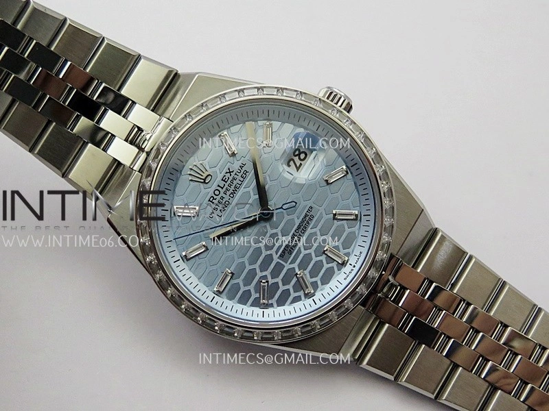 Land Dweller 127386 Diamond Bezel Gain Weight SS B Factory Ice Blue Dial T Diamond Marker On SS Bracelet A7135