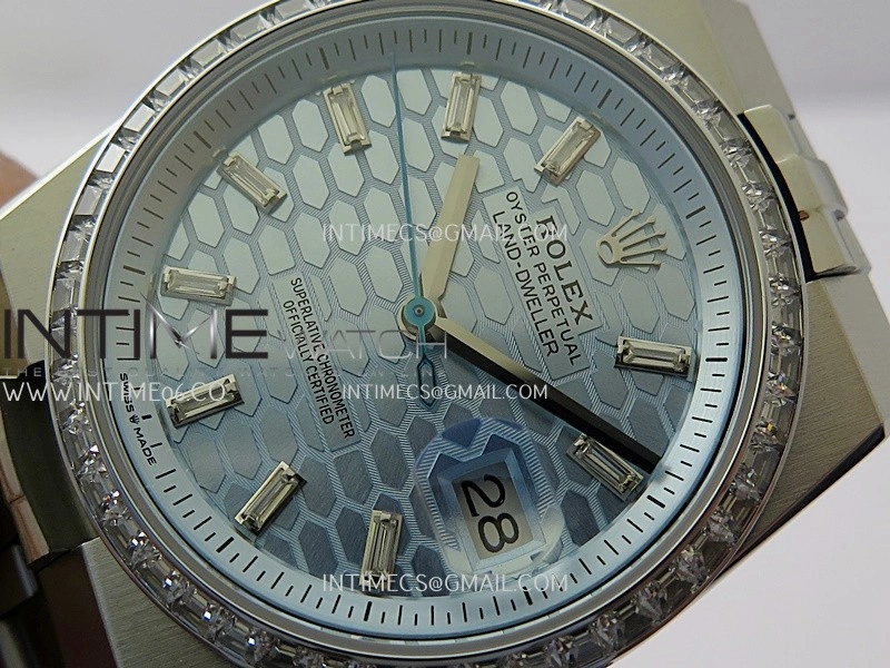 Land Dweller 127286 Diamond Bezel Gain Weight SS B Factory Ice Blue Dial T Diamond Marker On SS Bracelet A7135