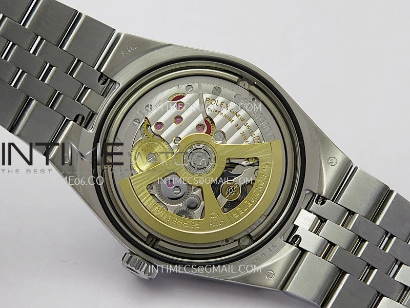 Land Dweller 127286 Diamond Bezel Gain Weight SS B Factory Ice Blue Dial T Diamond Marker On SS Bracelet A7135