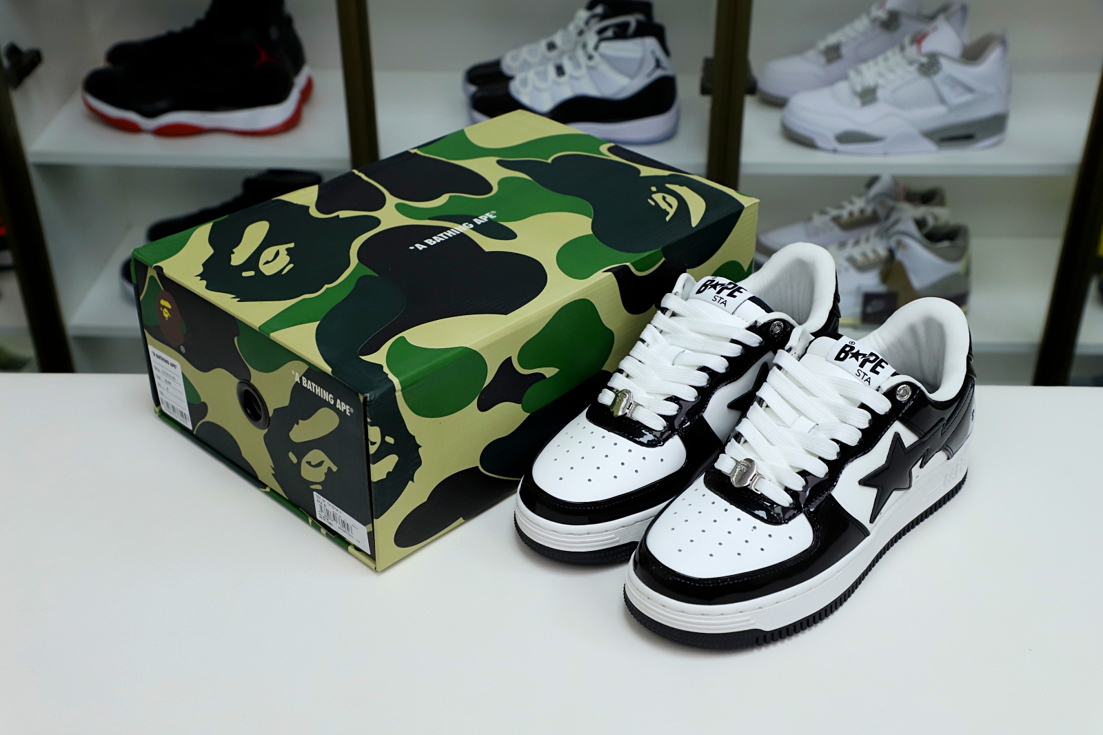 Kimi kick BAPESTA 'BLACK'