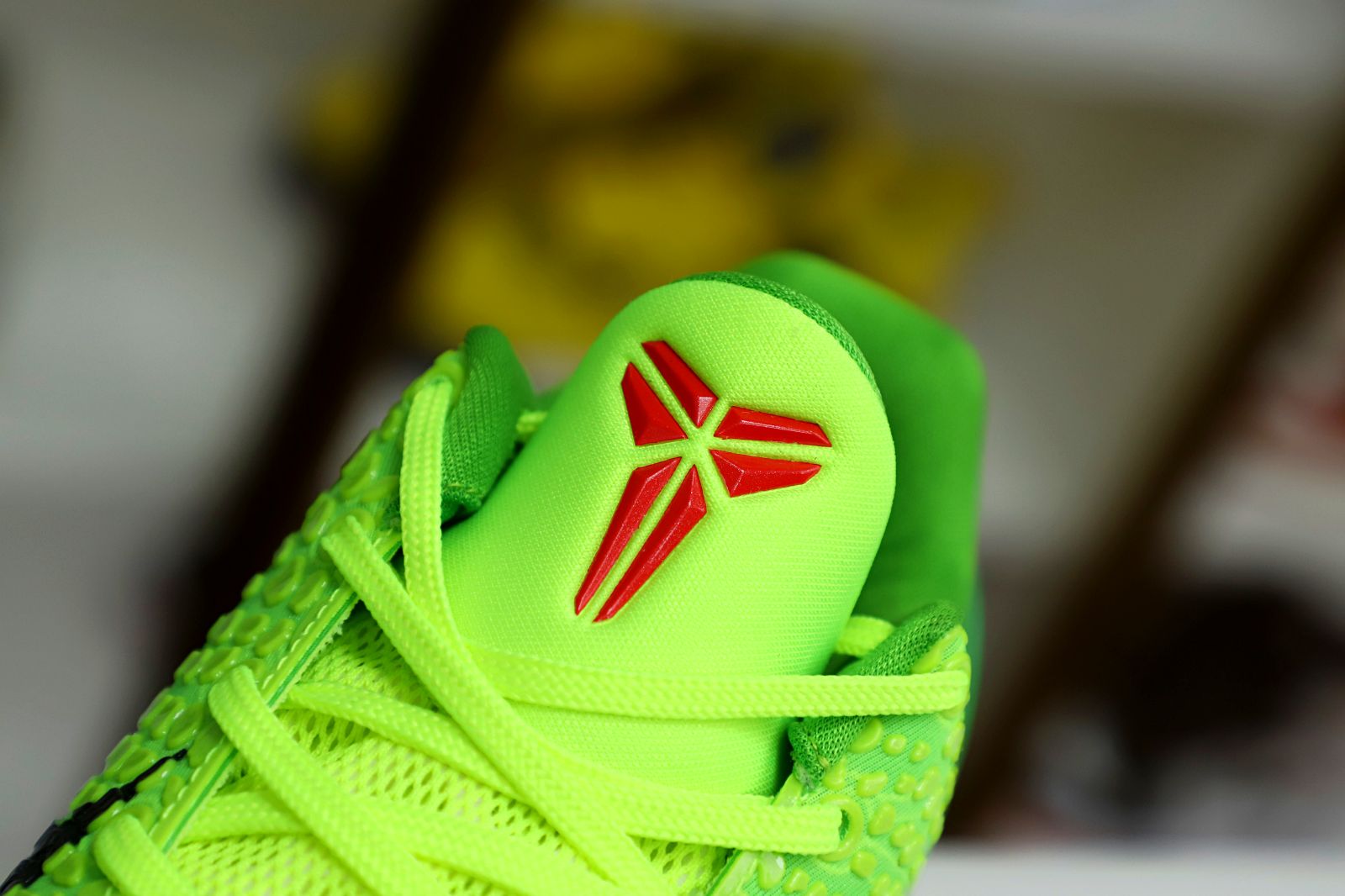 Kimi kick Nike Zoom Kobe 6 Protro “Grinch” 2020