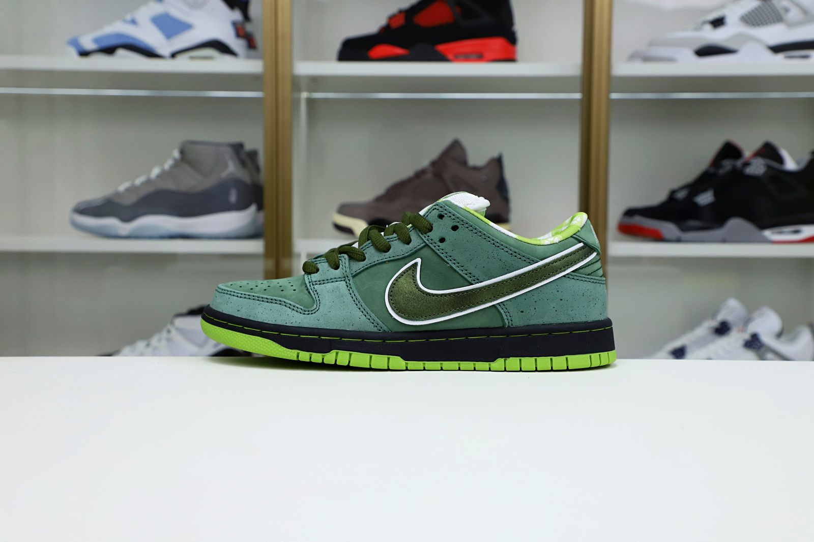 Kimi kick Concepts x Nike SB Dunk Low Green Lobster