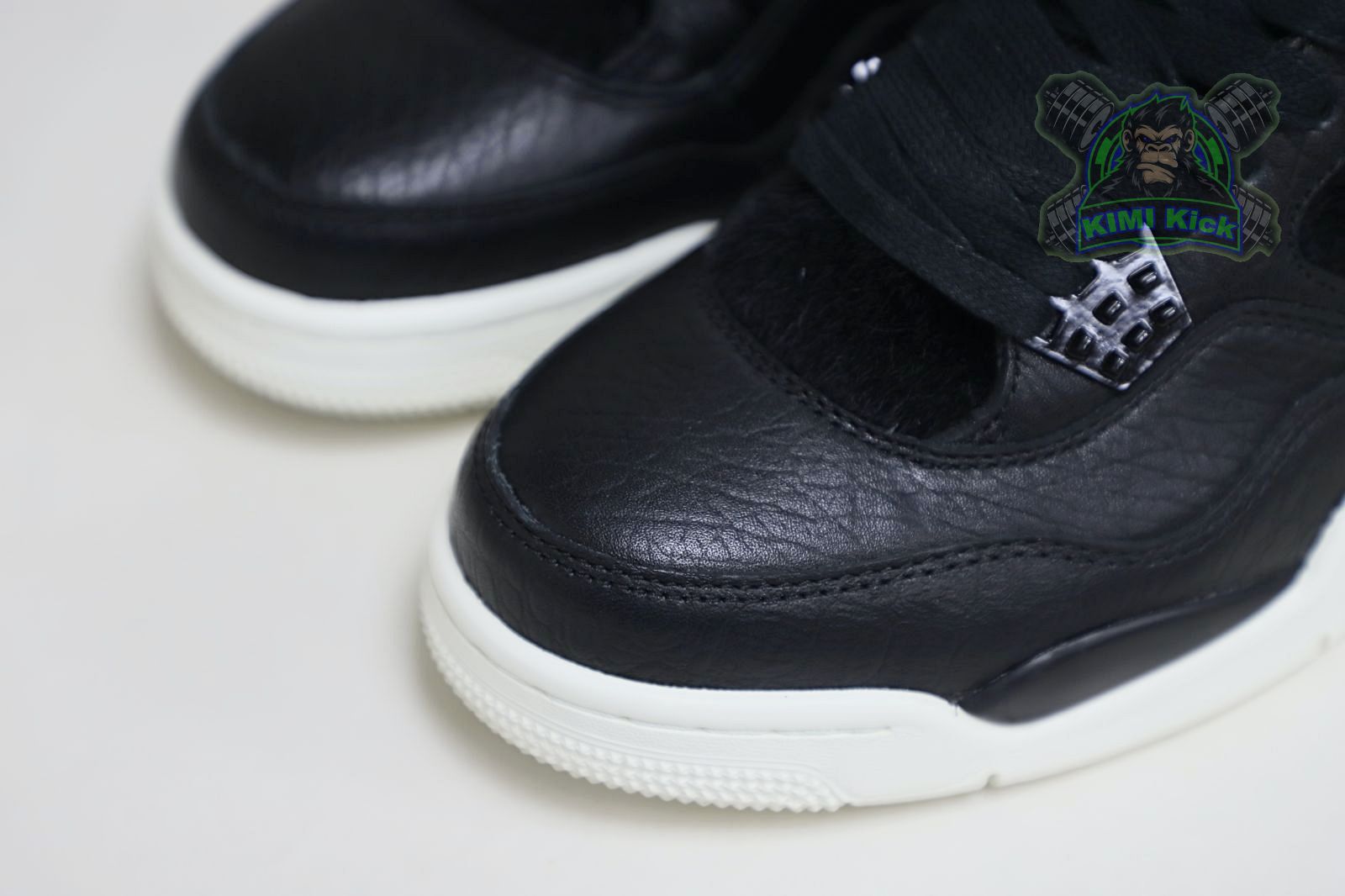 Kimi kick Jordan Air Jordan 4 retro ponyhair black