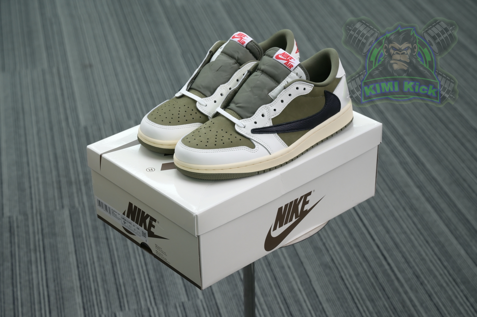 Kimi kick Travis Scottx Jordan Air Jordan 1Low OG “Medium Olive”