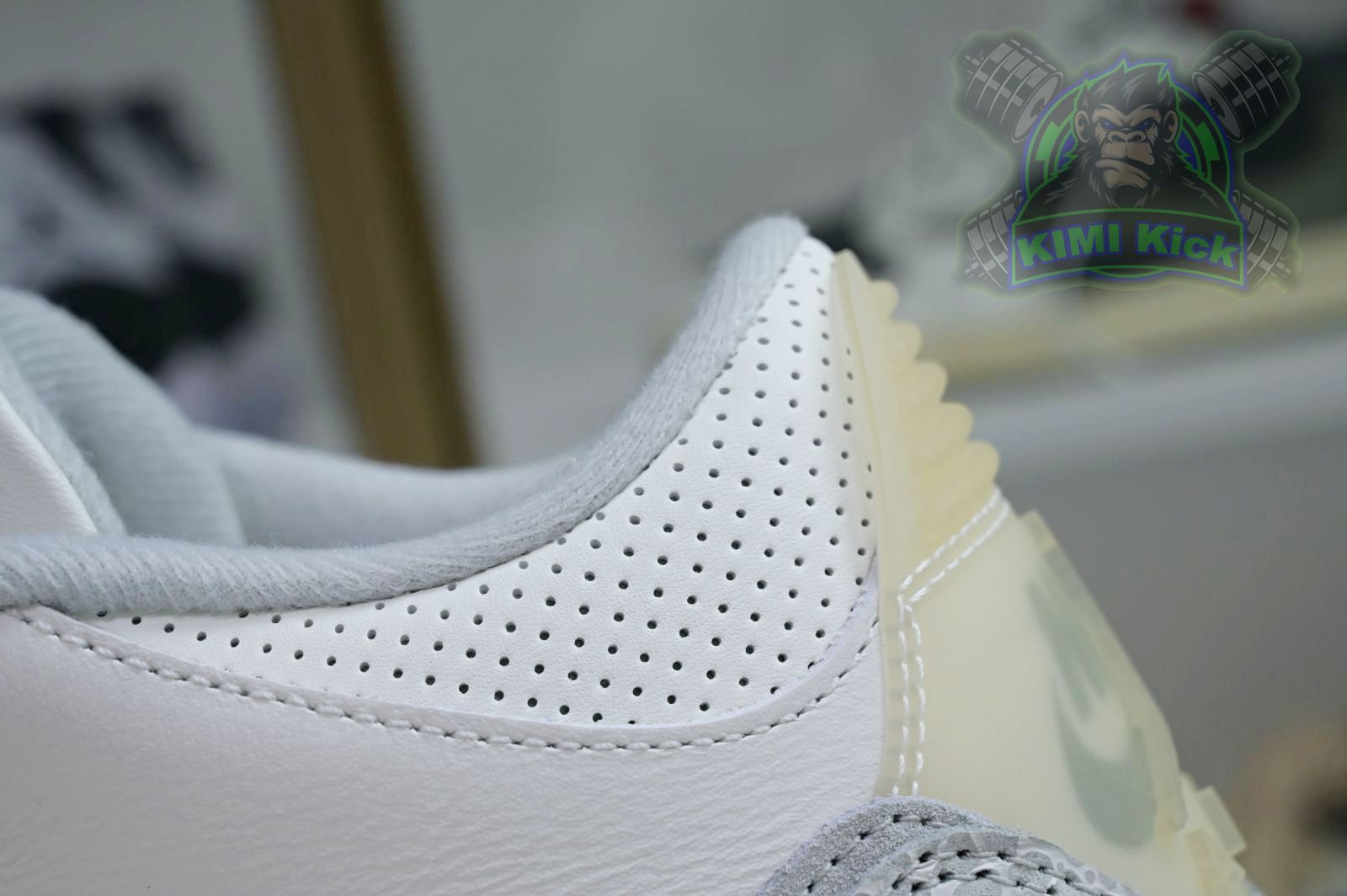 Kimi kick Air Jordan 3 Craft“Ivory”