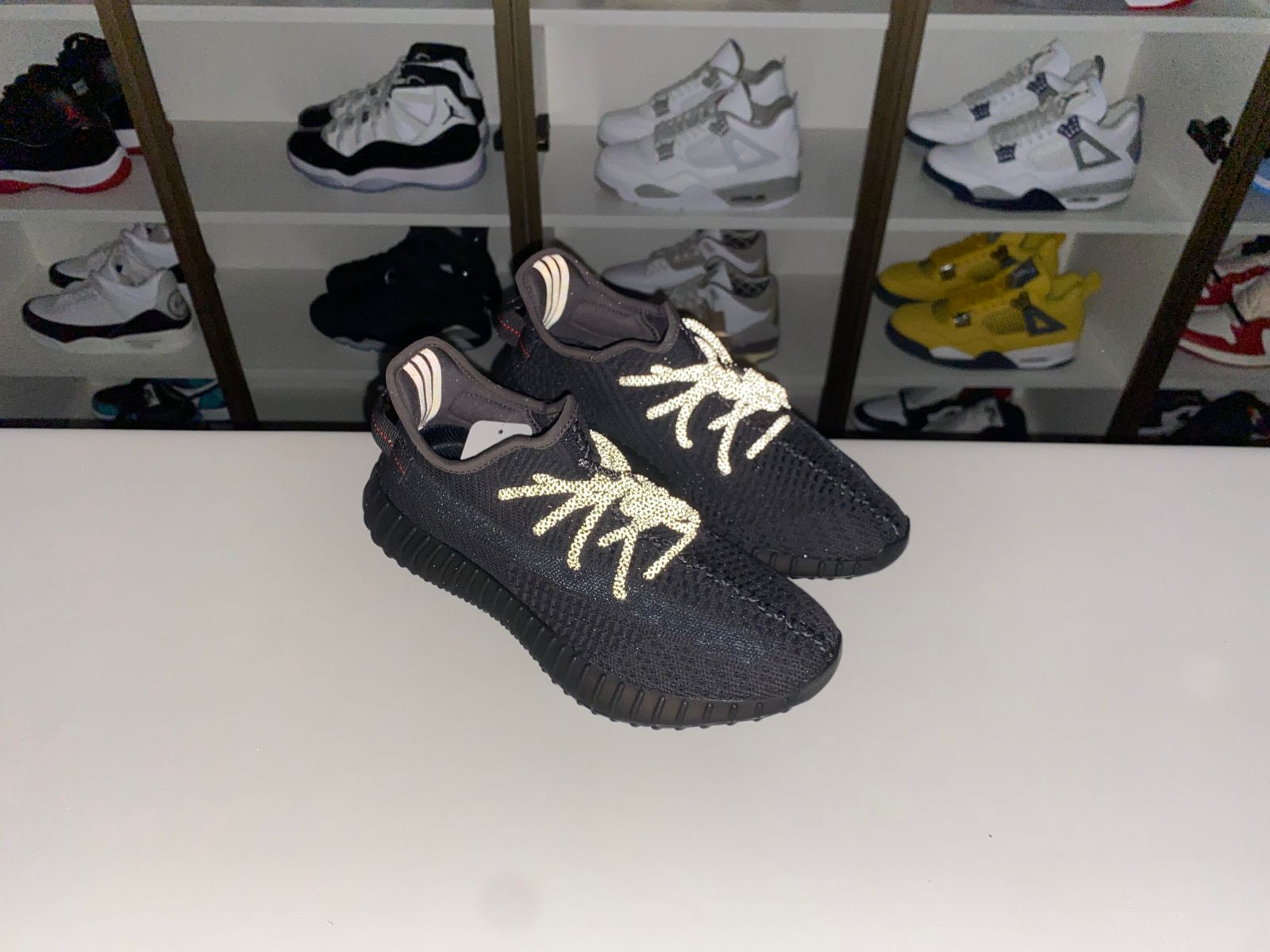 Kimi kick YEEZY BOOST 350 V2 'BLACK NON-REFLECTIVE'