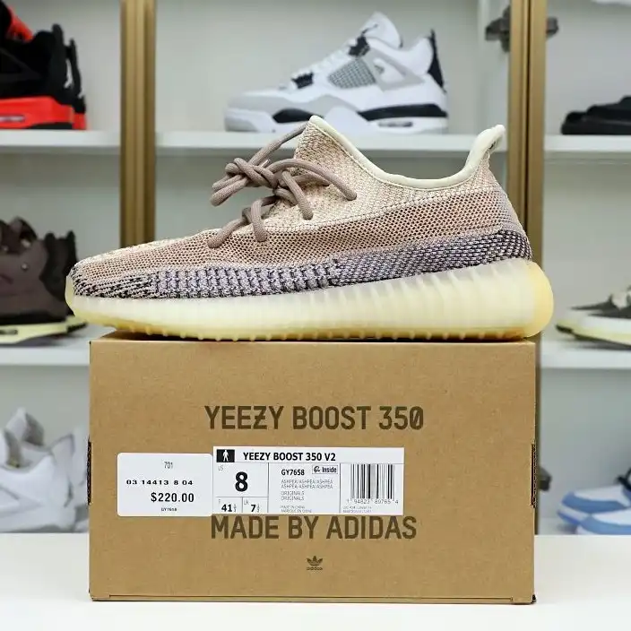 Kimikick YEEZY BOOST 350 V2 'ASH PEARL'