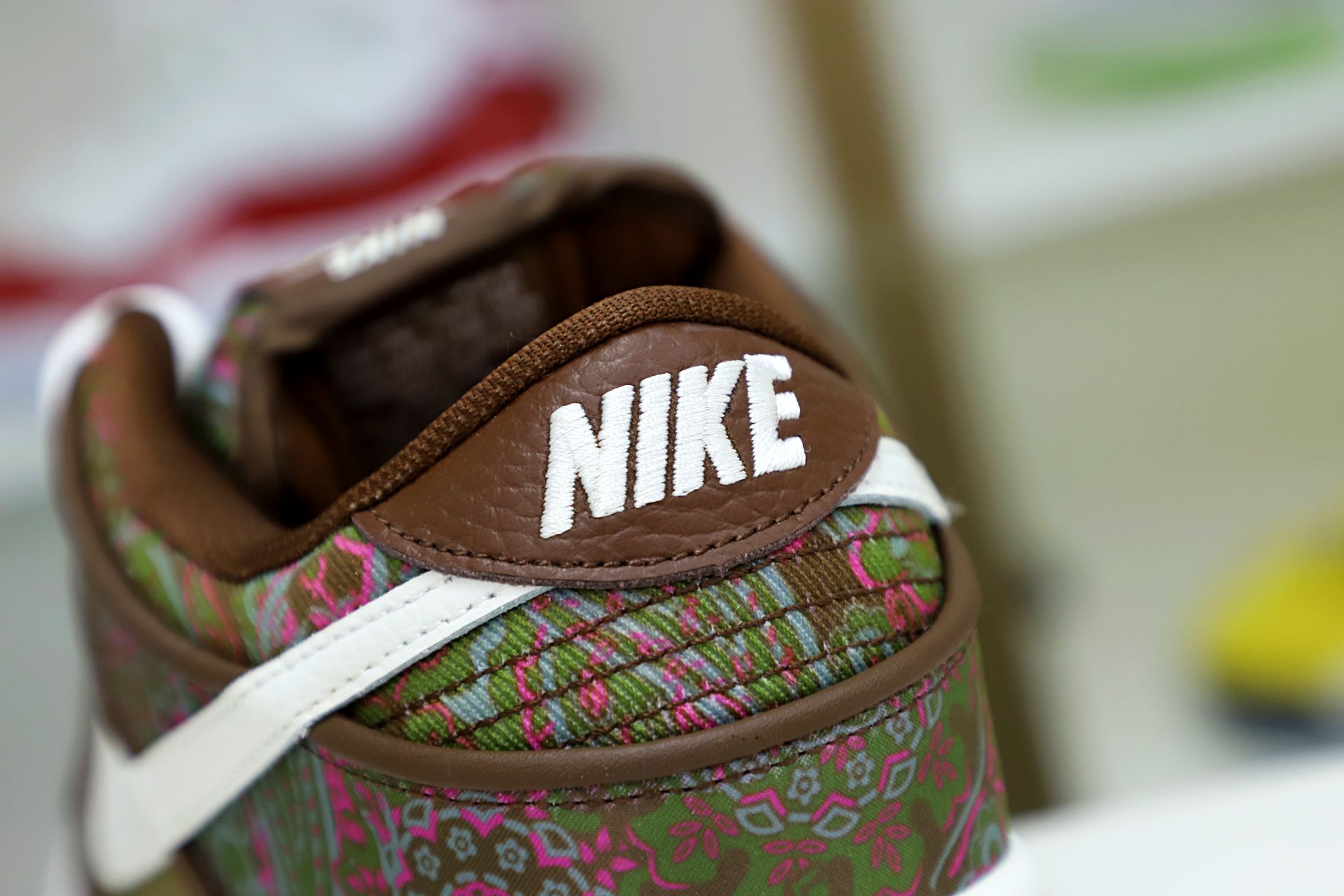 Kimi kick Nike Dunk SB Low Paisley