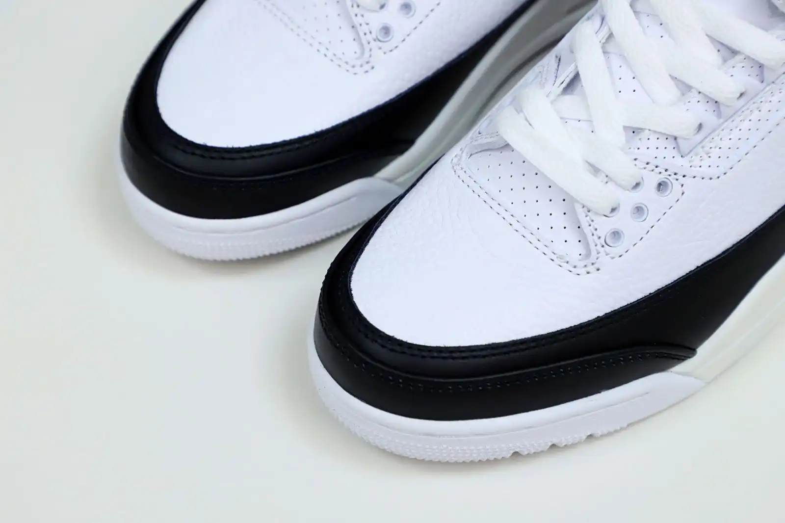 Cheap Kimikick FRAGMENT DESIGN X AIR JORDAN 3 RETRO SP 'WHITE'