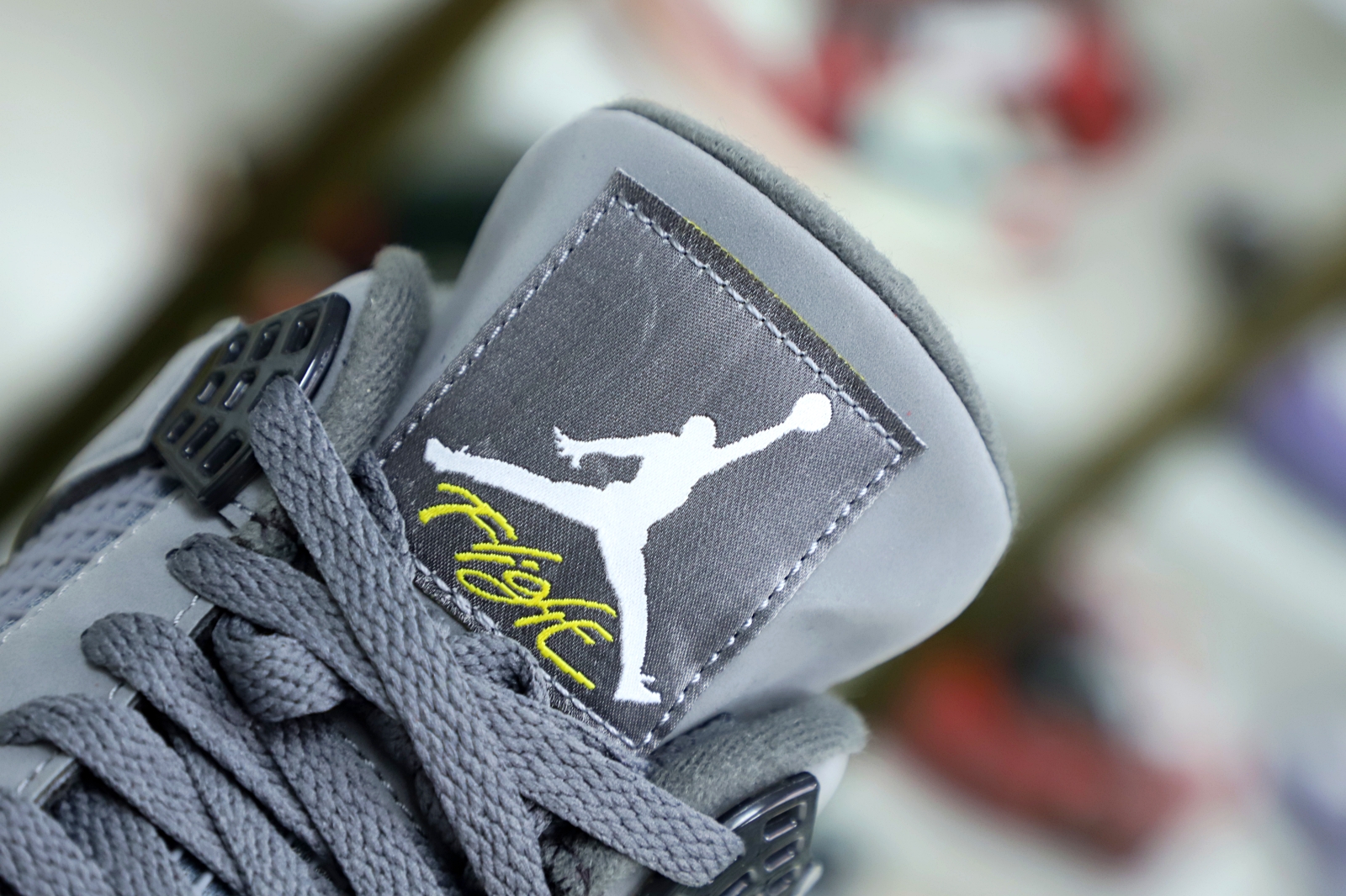 Kimi kick AIR JORDAN 4 RETRO 'COOL GREY' 2019