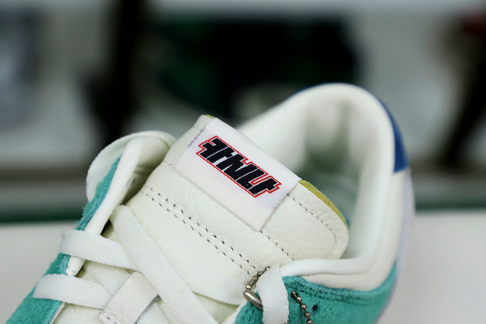 Kimi kick KASINA X DUNK LOW 'ROAD SIGN'