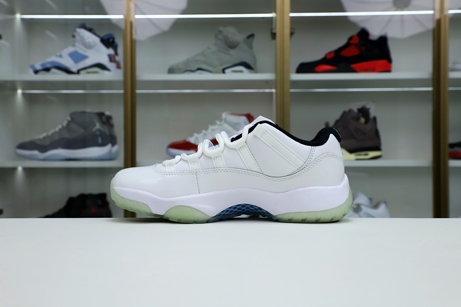 Kimi kick AIR JORDAN 11 RETRO LOW LEGEND BLUE