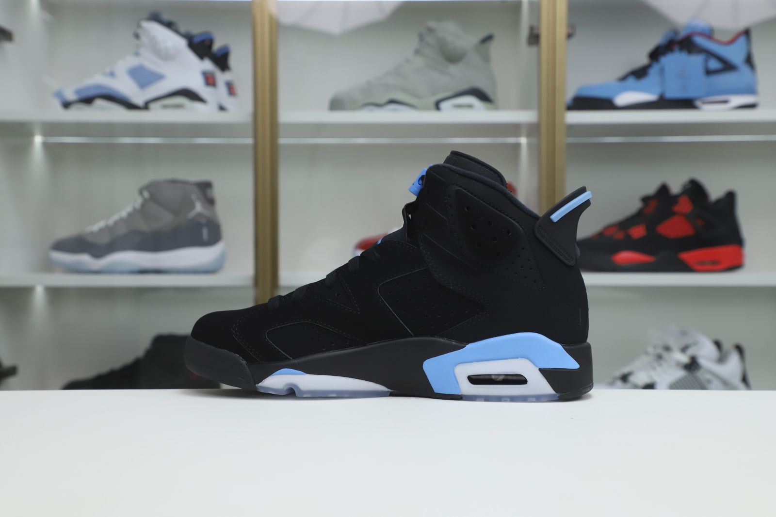 Kimi kick Jordan Air Jordan 6 unc