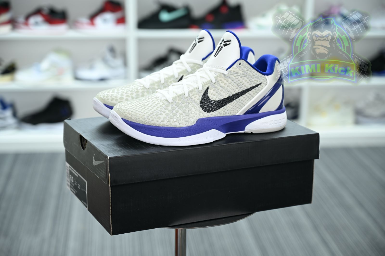 Kimi kick Nike Zoom Kobe 6Concord