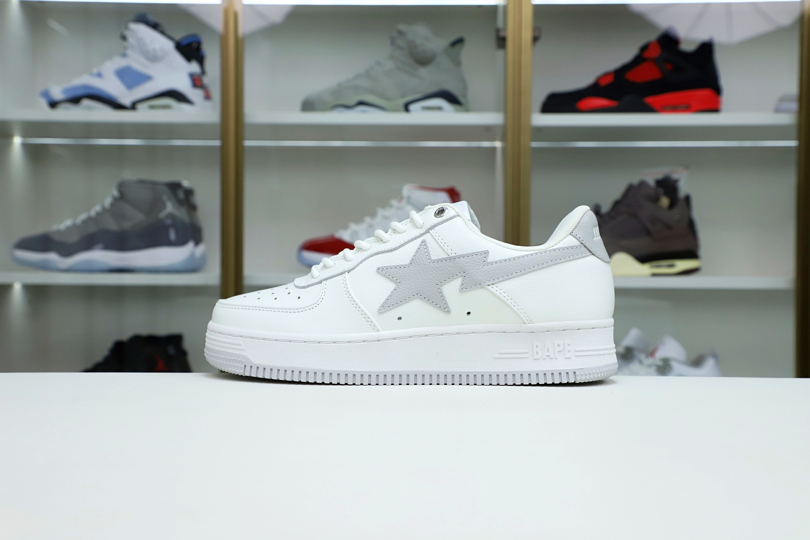 Kimi kick BAPESTA 'WHITE'