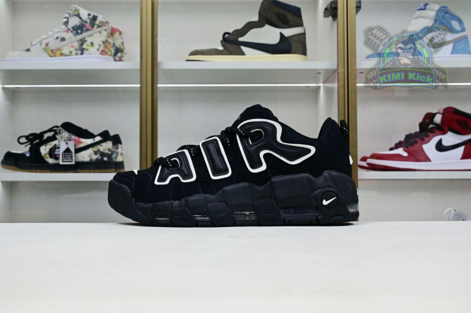 Kimi kick AMBUSH x Nike Air More Uptempo Low