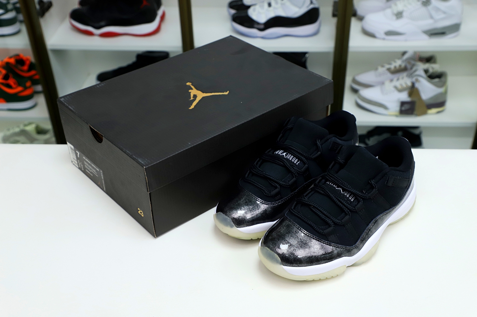 Kimi kick Jordan Air Jordan 11 retro low barons