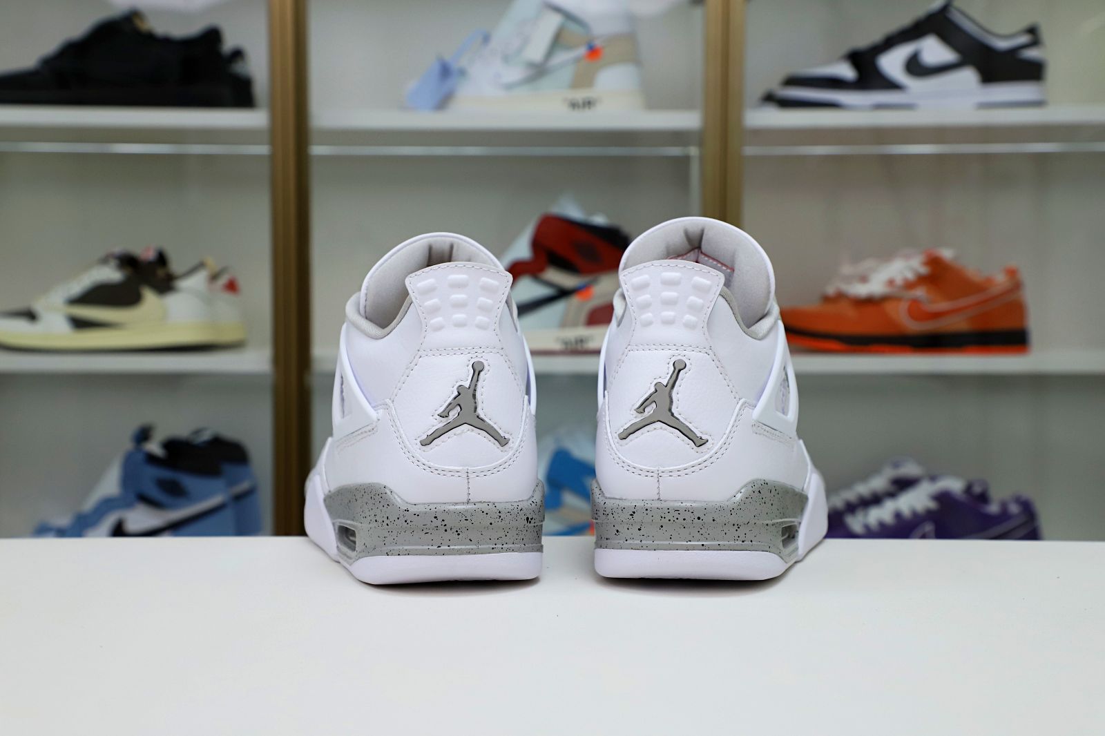 Kimi kick AIR JORDAN 4 RETRO 'WHITE OREO'