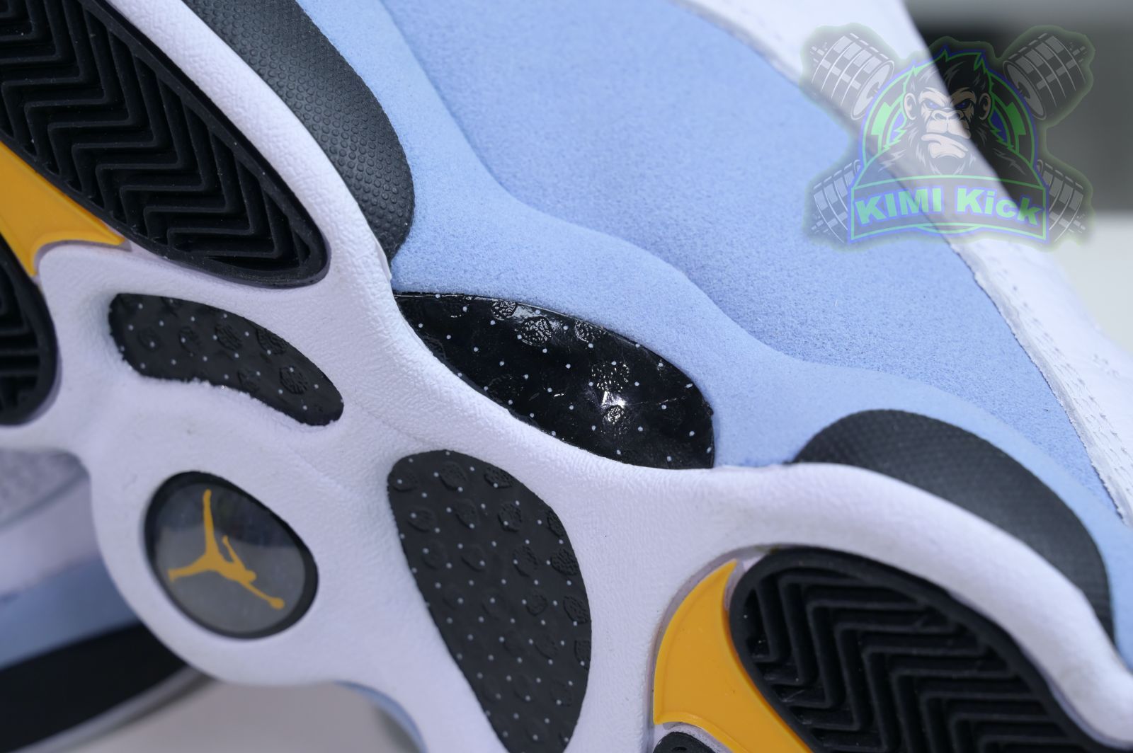 Kimi kick Air Jordan 13“Blue Grey”