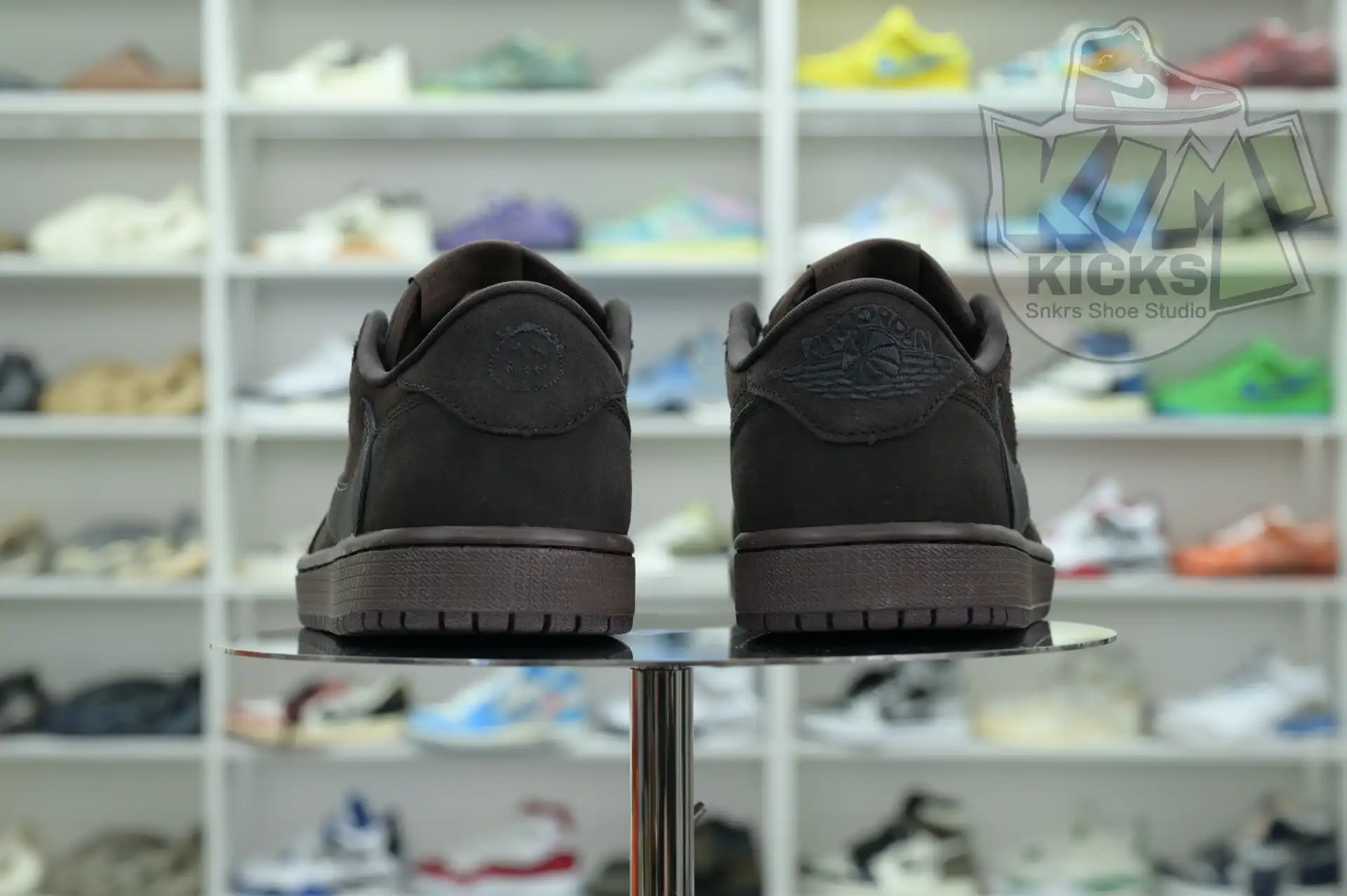 Cheap Kimi kick Travis Scott x Jordan Air Jordan 1 Low OG“Velvet Brown”