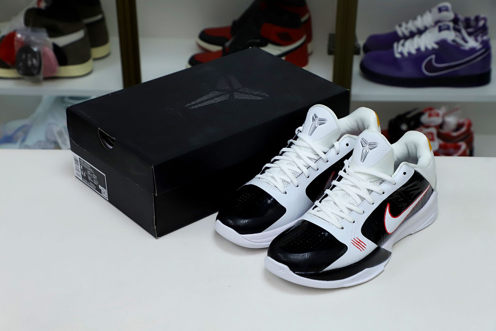 Kimi kick NIKE ZOOM KOBE 5 BRUCE LEE ALT