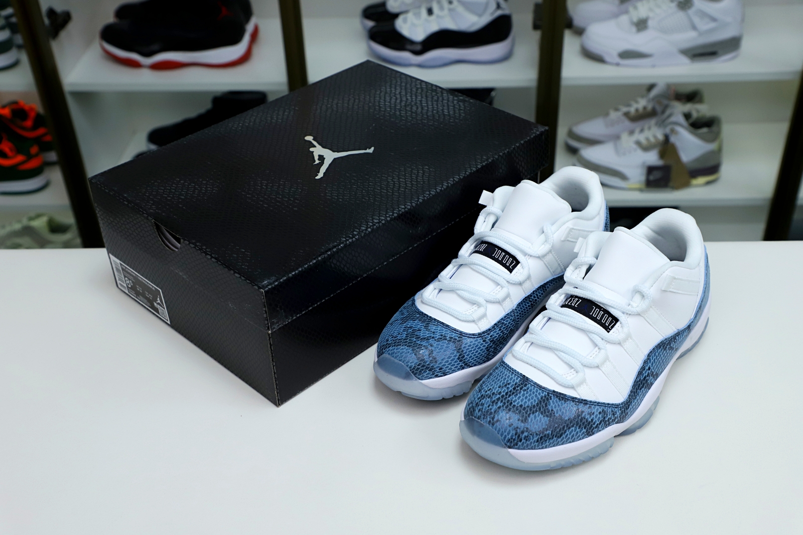 Kimi kick Jordan Air Jordan 11 “navy snakeskin”