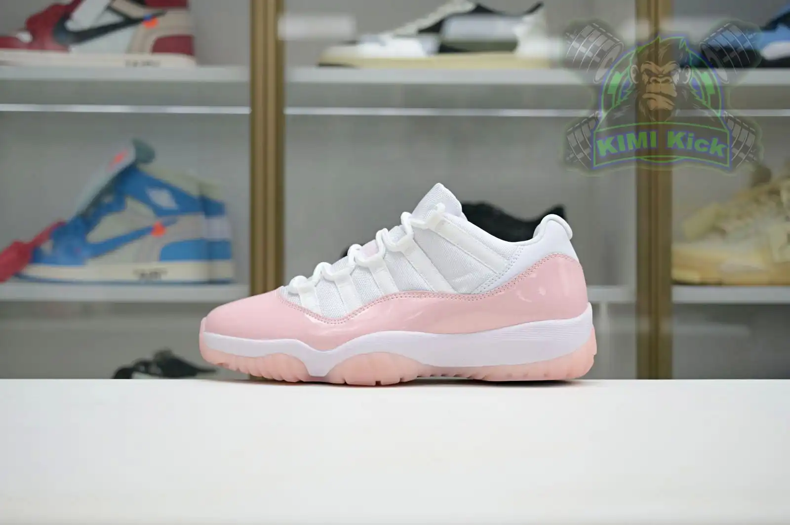 Kimikick Jordan Air Jordan 11 Low WMNS