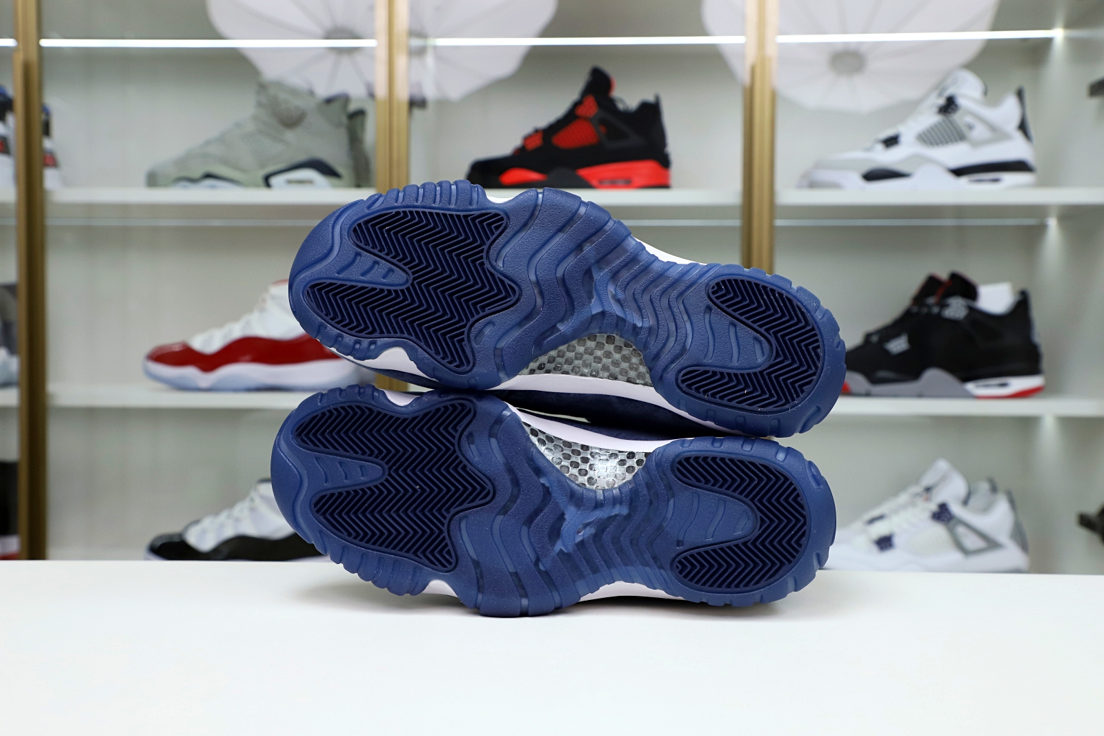 Kimi kick AIR JORDAN 11 RETRO MIDNIGHT NAVY