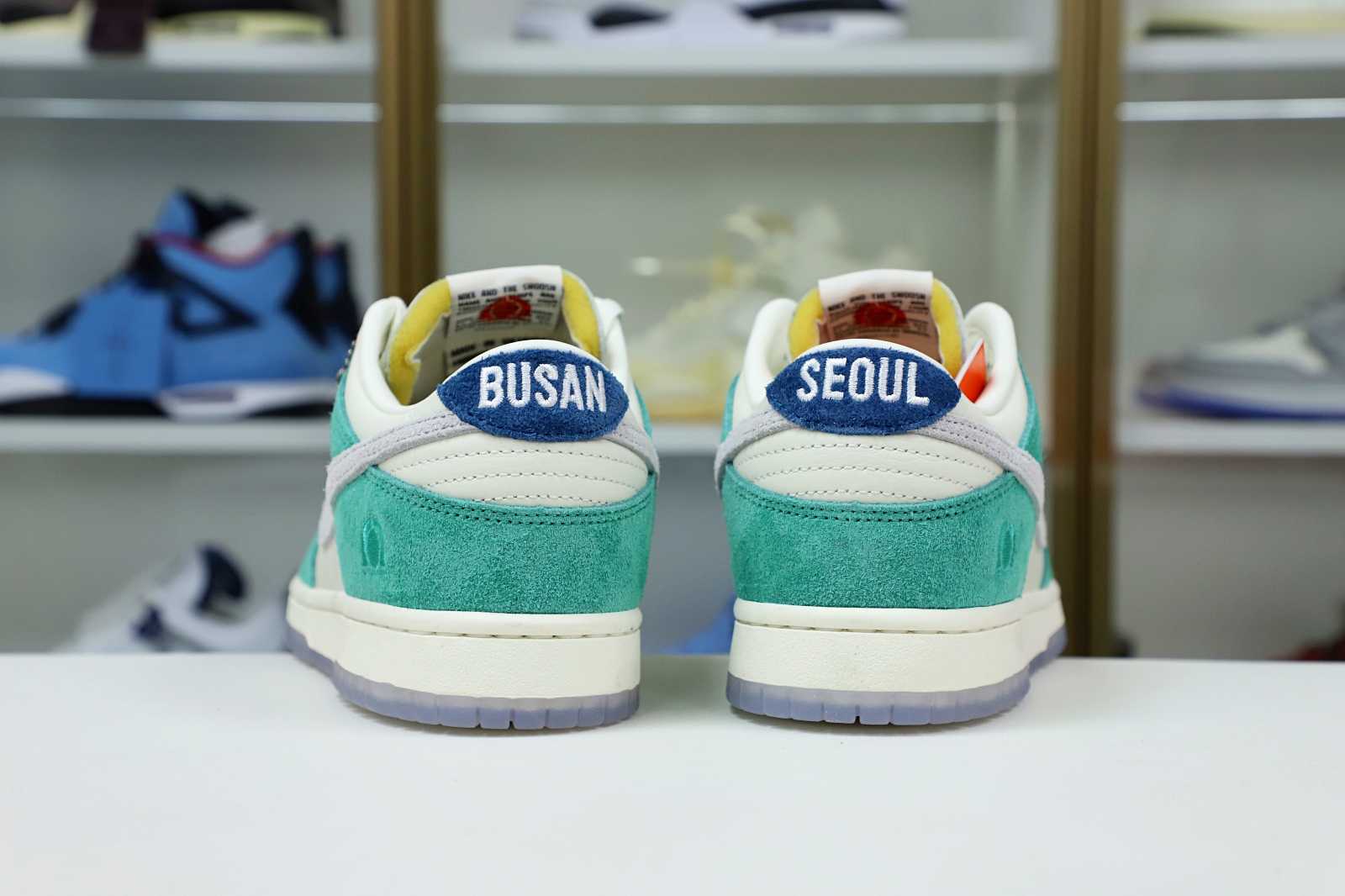 Kimi kick KASINA X DUNK LOW 'ROAD SIGN'