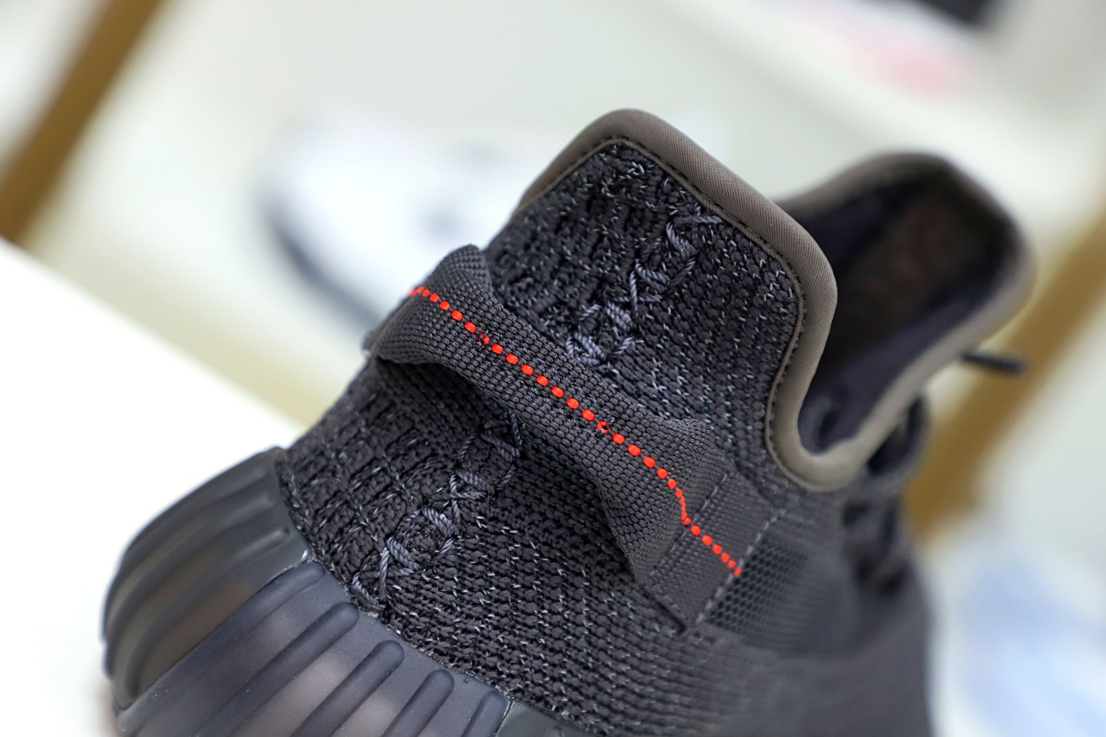 Kimi kick YEEZY BOOST 350 V2 'BLACK REFLECTIVE'