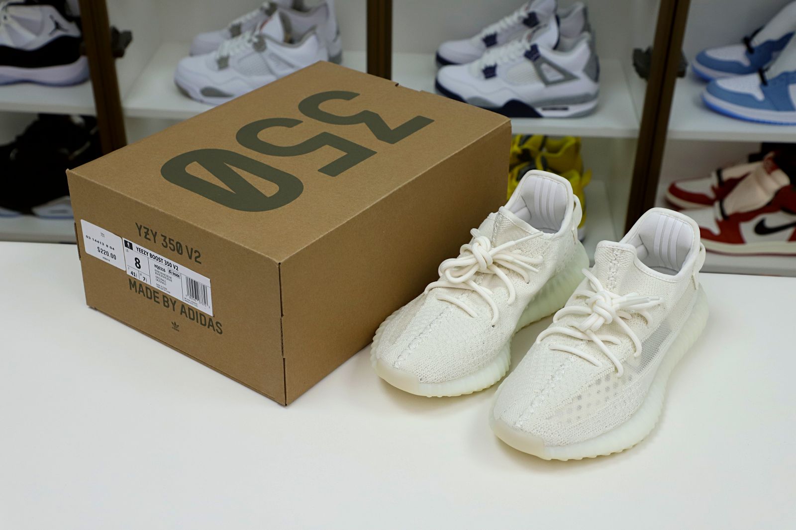 Kimi kick YEEZY BOOST 350 V2 “PURE OAT”