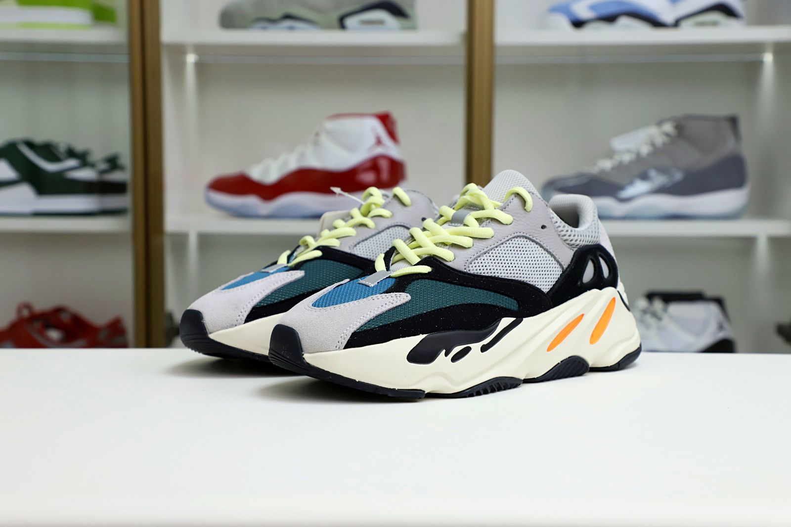 Kimikick YEEZY BOOST 700 'WAVE RUNNER'