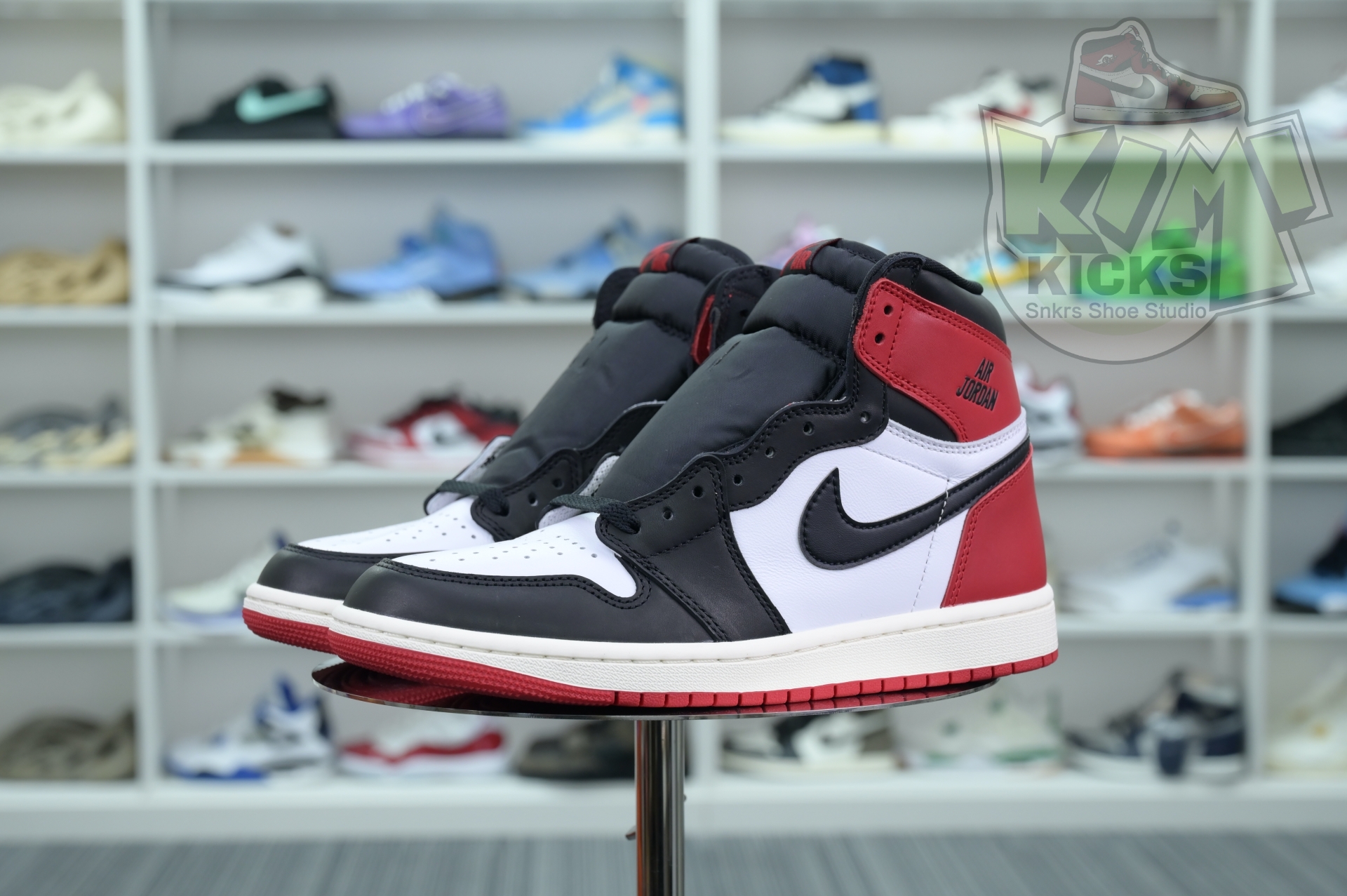 Kimi kick Jordan Air Jordan 1High OG“Black Toe Reimagined”