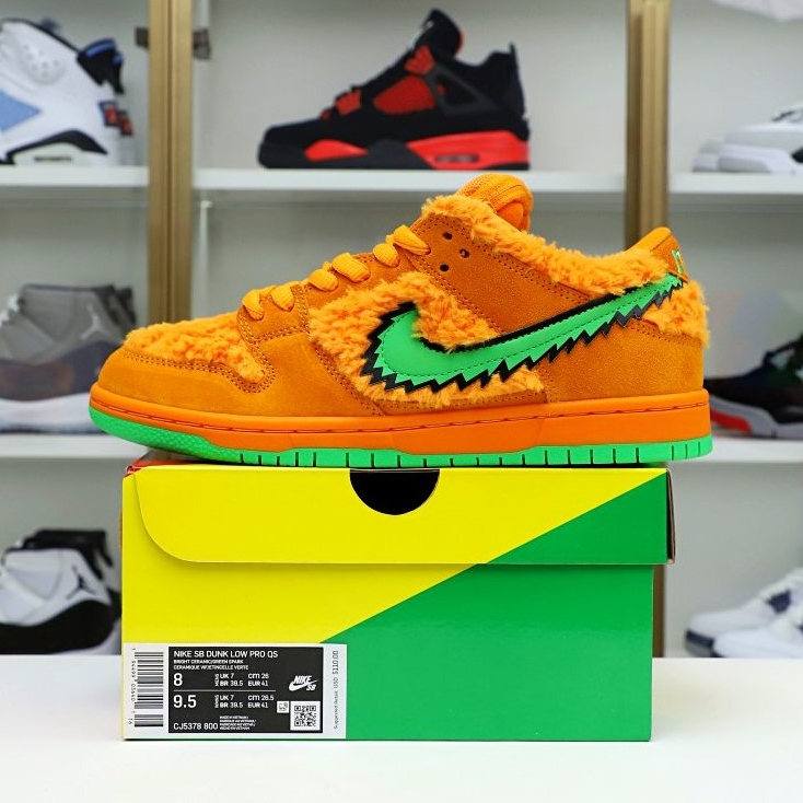 Kimi kick GRATEFUL DEAD X DUNK LOW SB ORANGE