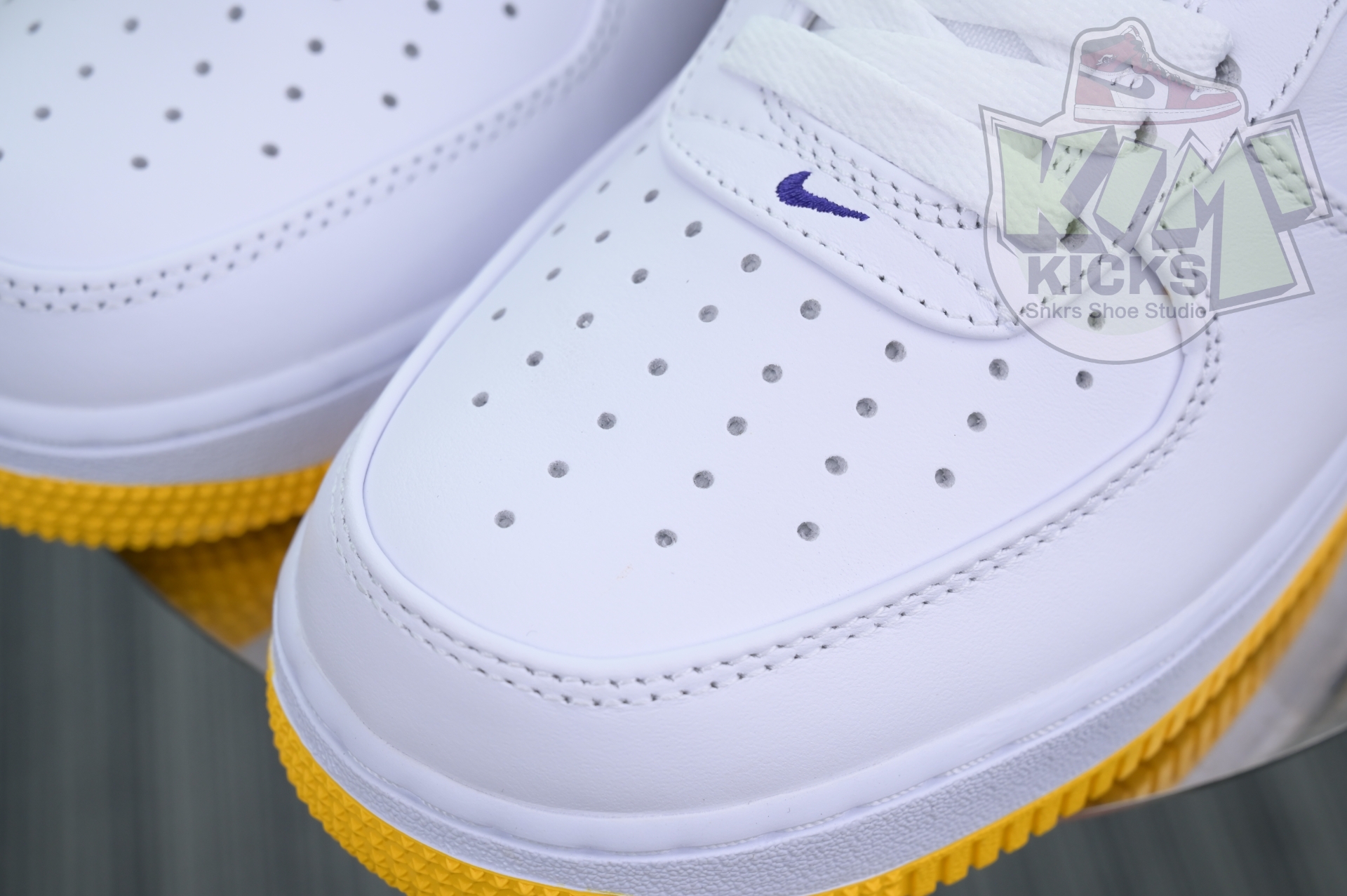 Kimi kick Kobe Bryant x Nike Air Force 1